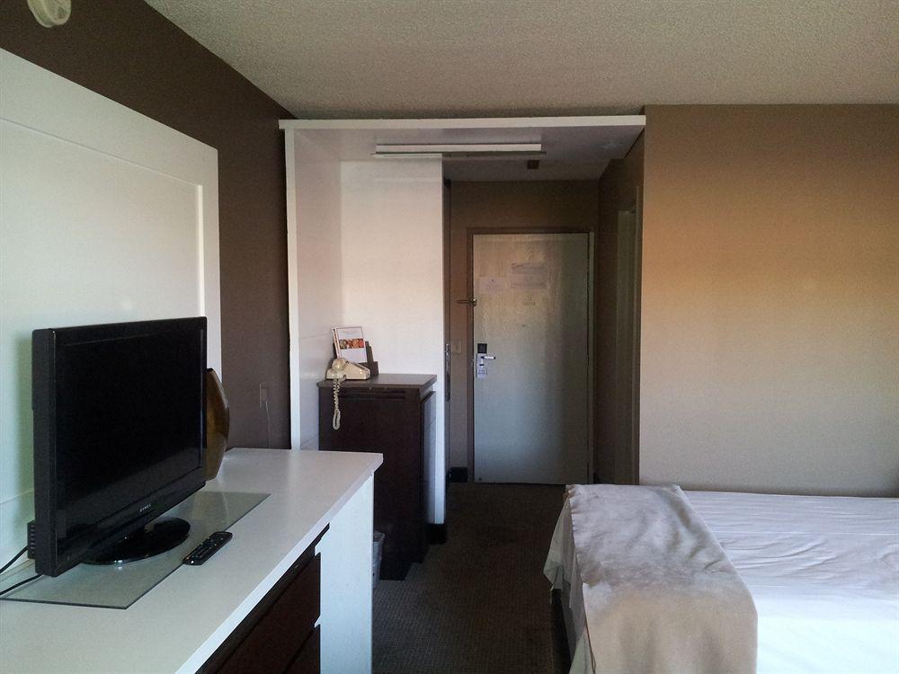 Claremont Hotel Las Vegas Extérieur photo